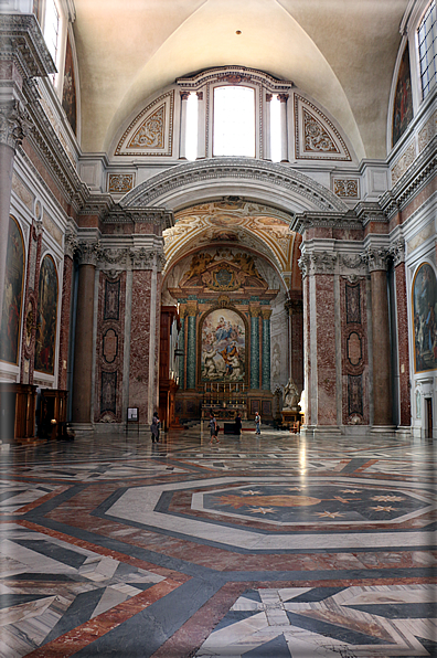 foto Basilica di Santa Maria degli Angeli